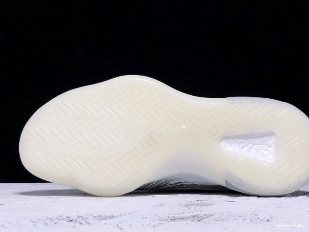 Quantum Yeezy Adidas EG1535 Basketball 0821